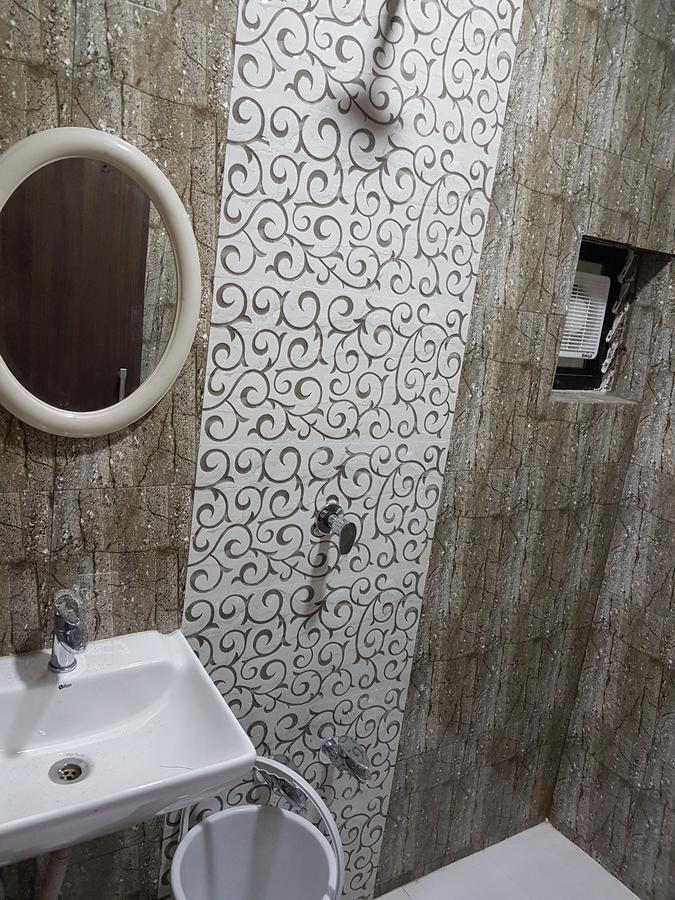 Nova Hotel Star Palace 拉杰果德 外观 照片