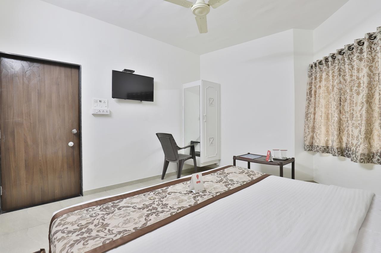 Nova Hotel Star Palace 拉杰果德 外观 照片